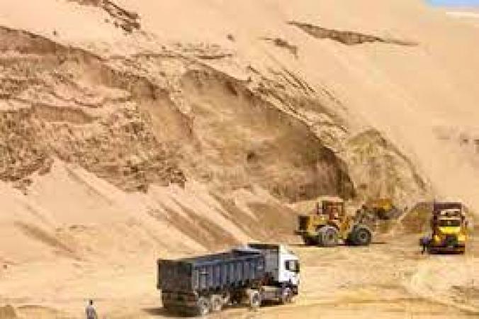 Unauthorized Sand Trafficking caught in the city